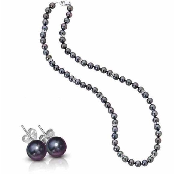 Polynesian Black Pearls with stud earrings - Picture 1 of 9